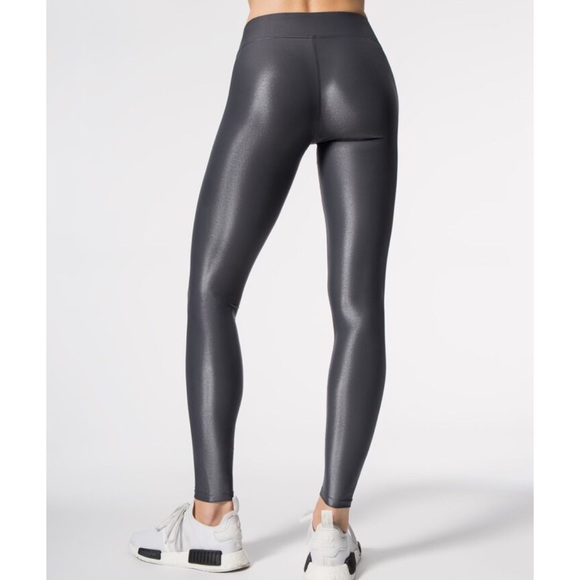 Carbon38 Regular Rise Leggings in Takara Shine S - Picture 2 of 14